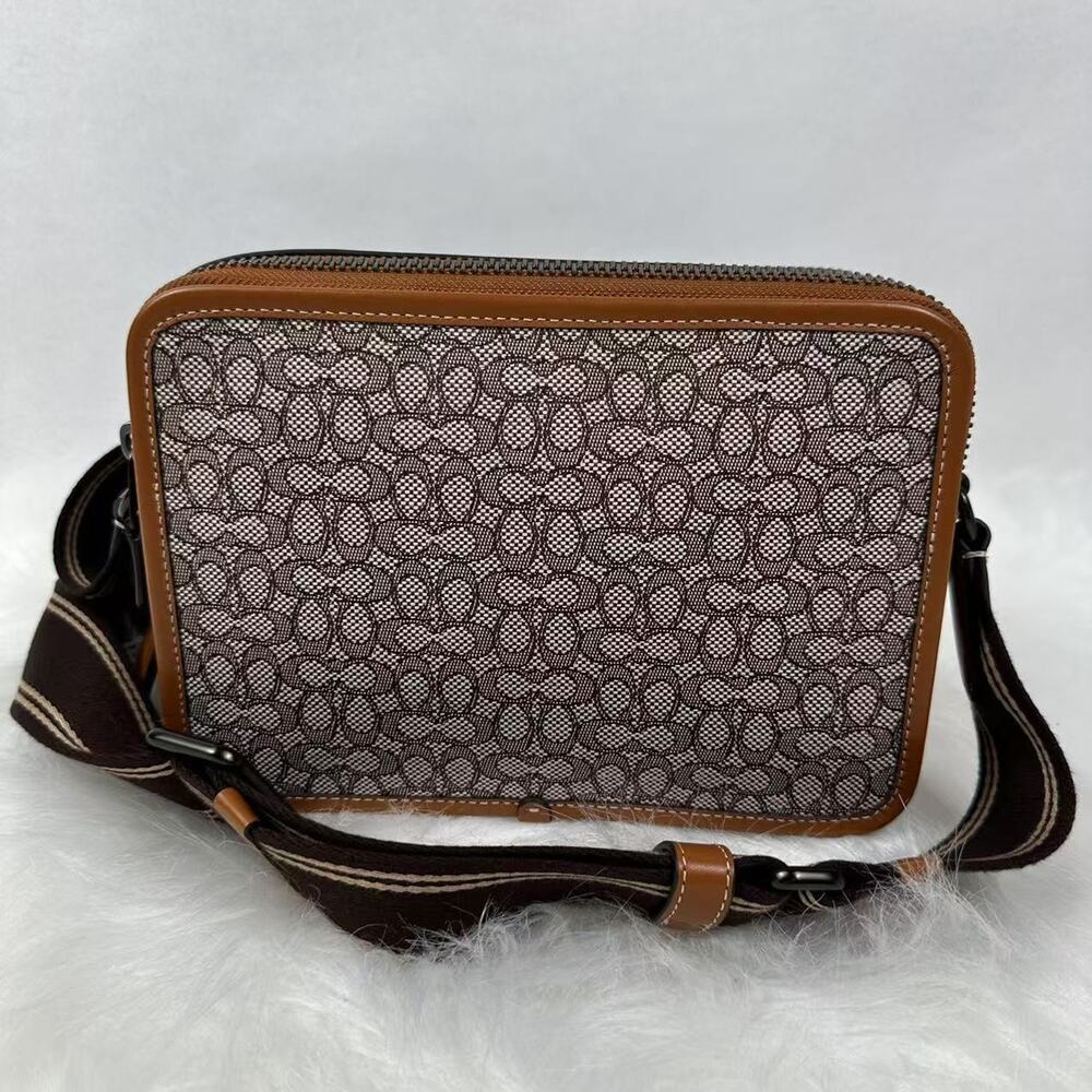 Coach Men's Charter Crossbody Bag 24 In Micro Signature Jacquard CM383